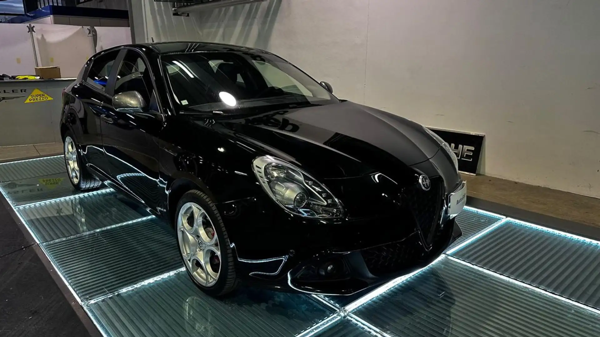 Alfa Romeo Giulietta 1.6 JTDm 120 CV"CERCHI 18" Nero - 1