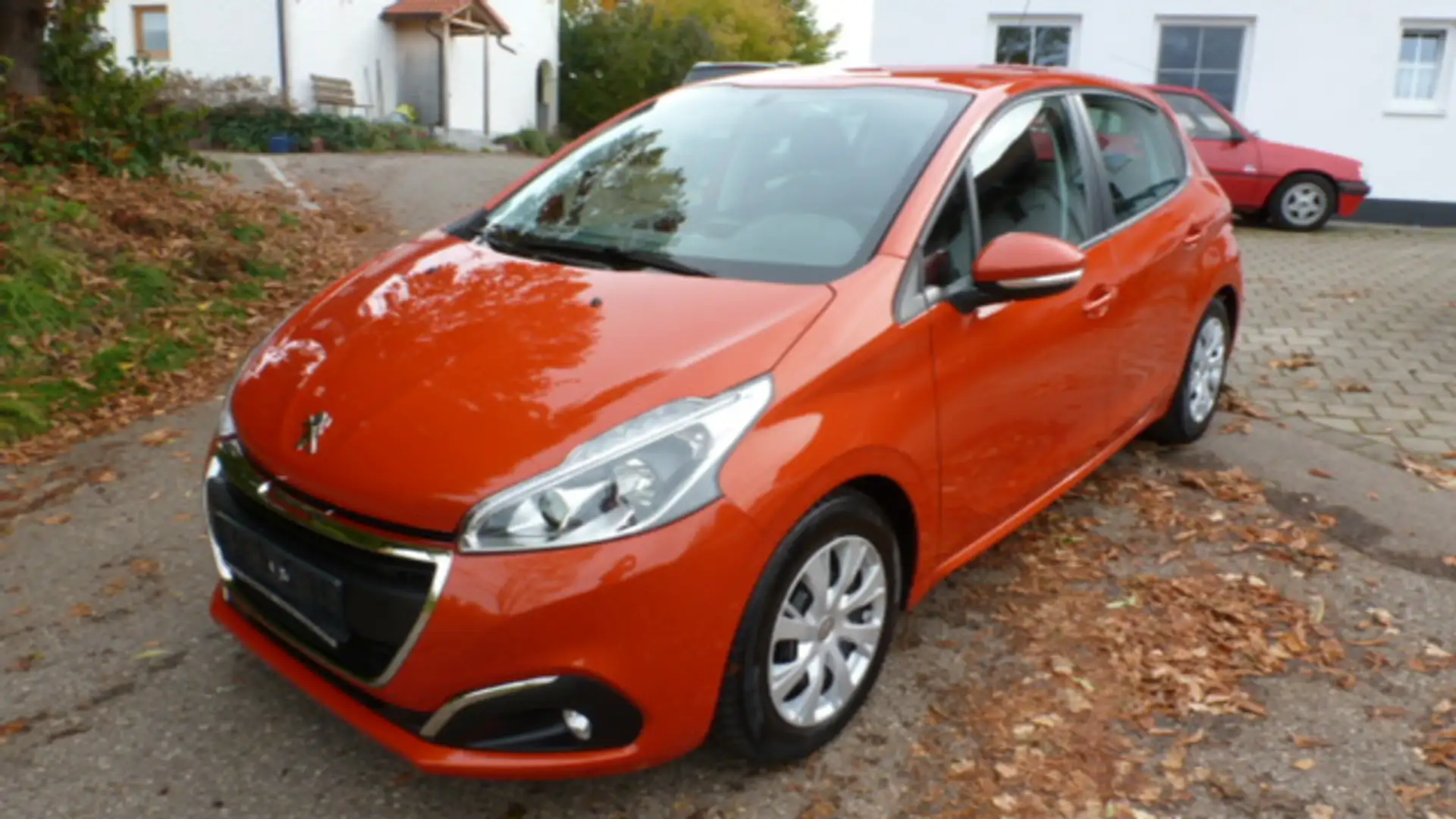 Peugeot 208 208 PureTech 82 Start & Stop Active Orange - 1