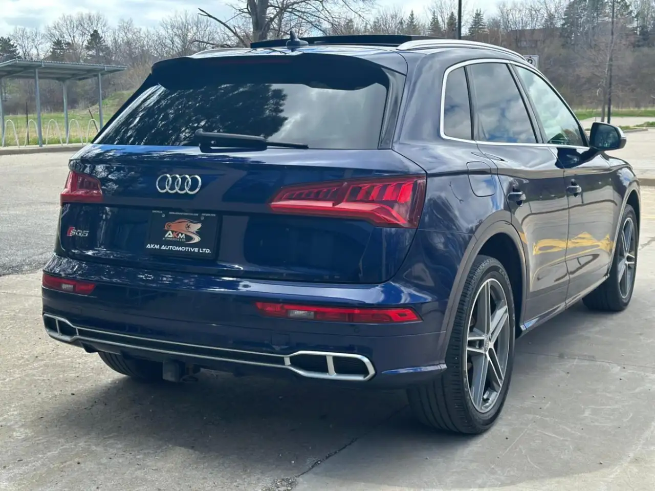 Audi SQ5 снимка Audi SQ5
