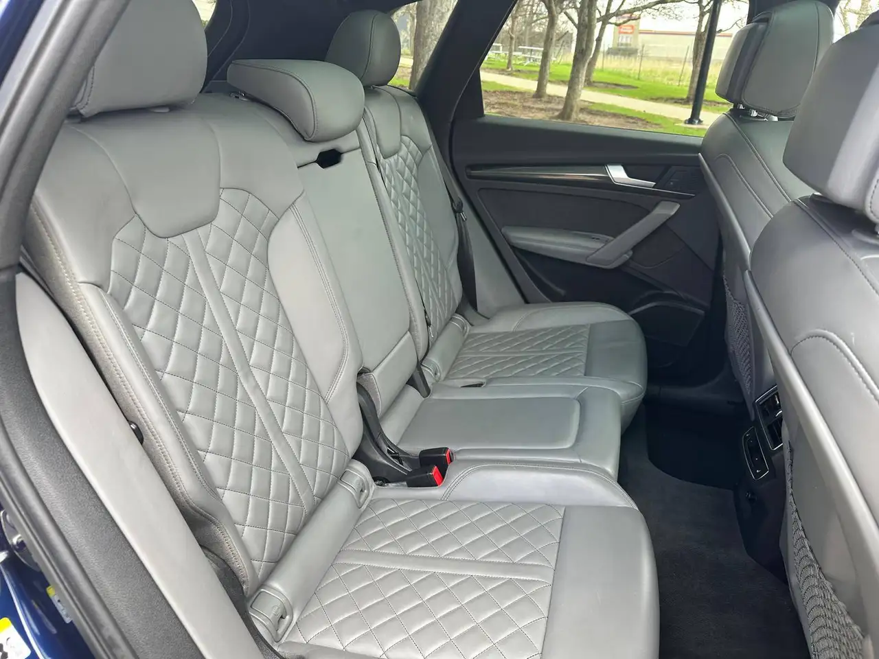 Audi SQ5 снимка Audi SQ5