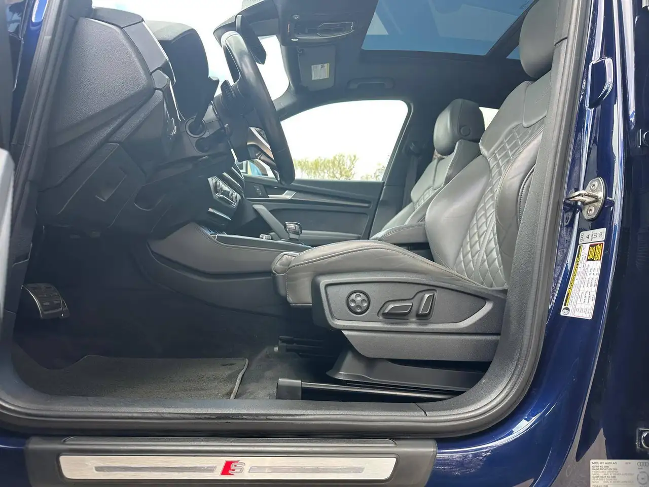 Audi SQ5 снимка Audi SQ5