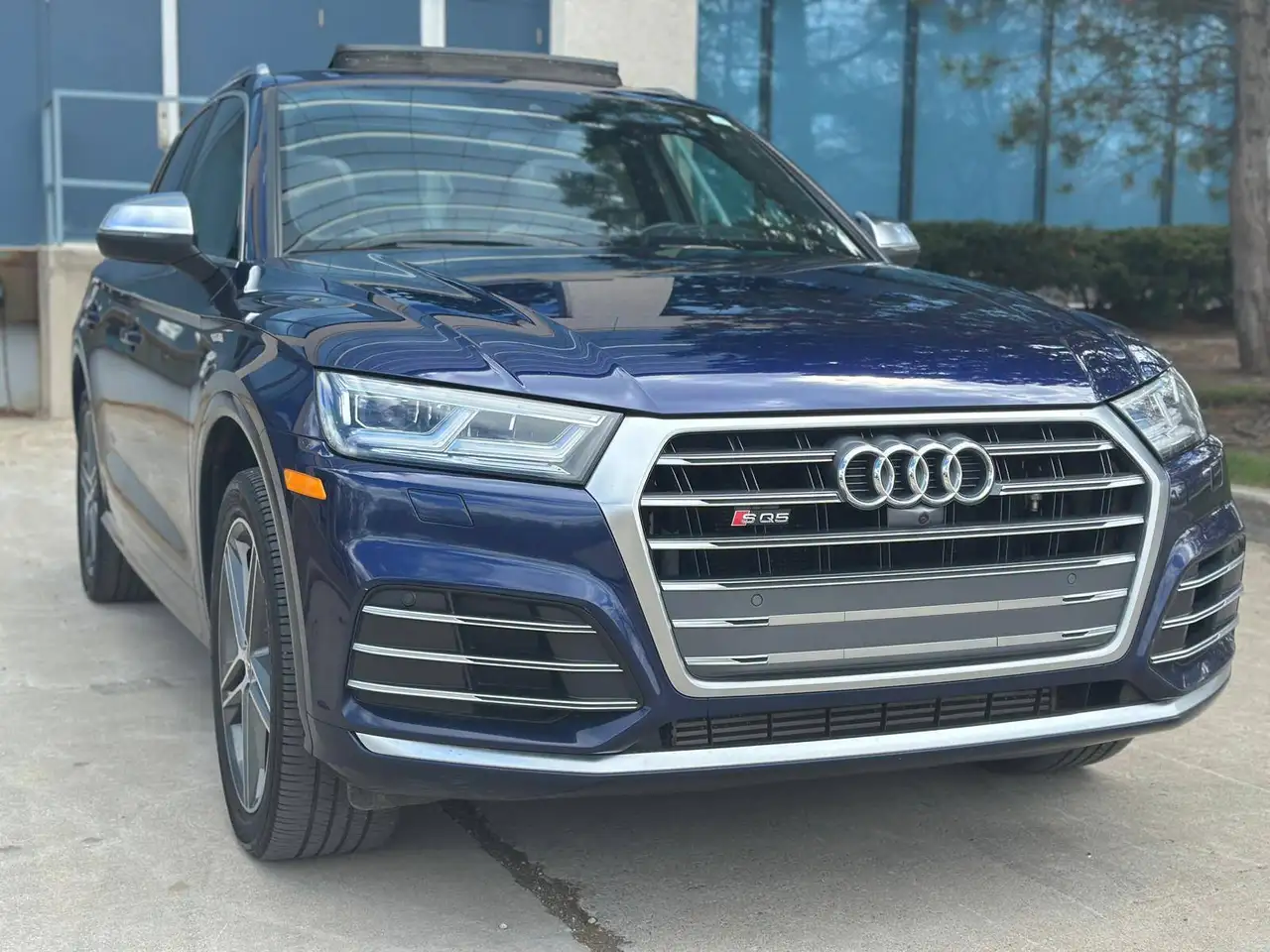Audi SQ5 снимка Audi SQ5