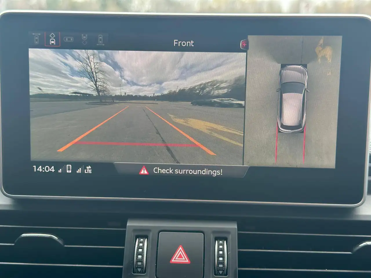 Audi SQ5 снимка Audi SQ5