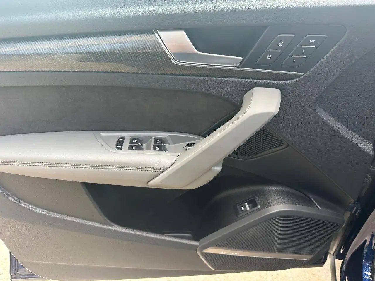 Audi SQ5 снимка Audi SQ5