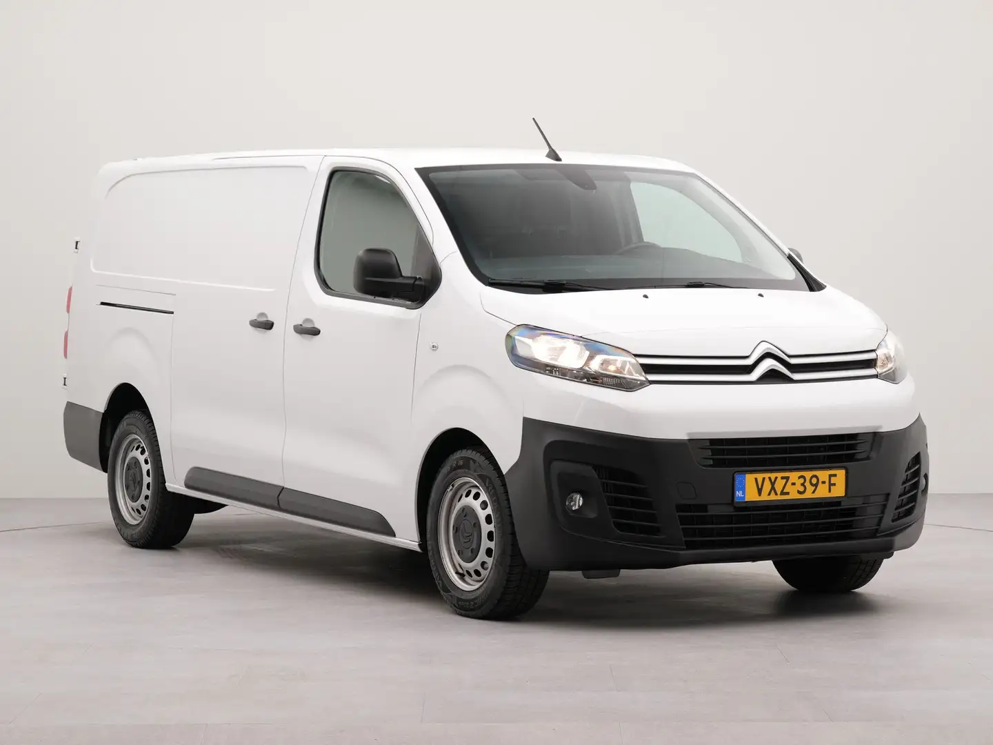 Citroen Jumpy 2.0 BlueHDI 145 L3 Wit - 2