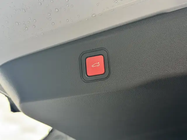 Jeep Avenger view 10