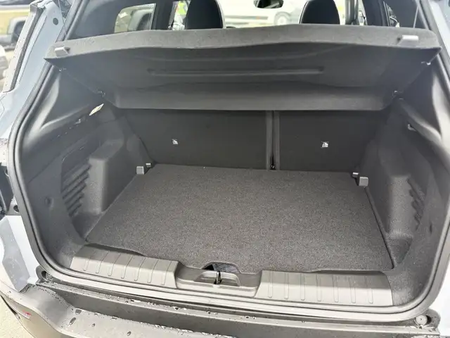 Jeep Avenger view 9