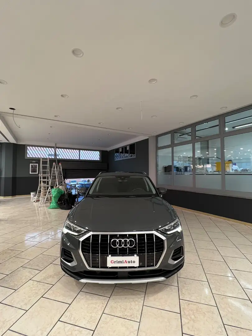 Audi Q3 Q3 35 TDI S tronic Advanced Grau - 2