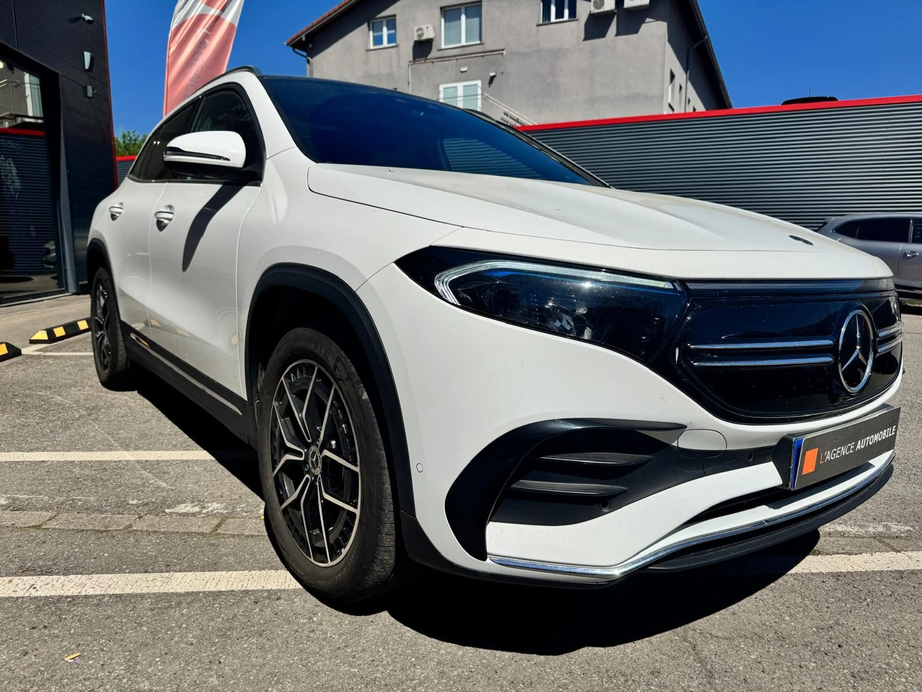Mercedes-Benz EQA 350 EQA 350 4Matic AMG Line / garantie Mercedes  06/29 — photo 4