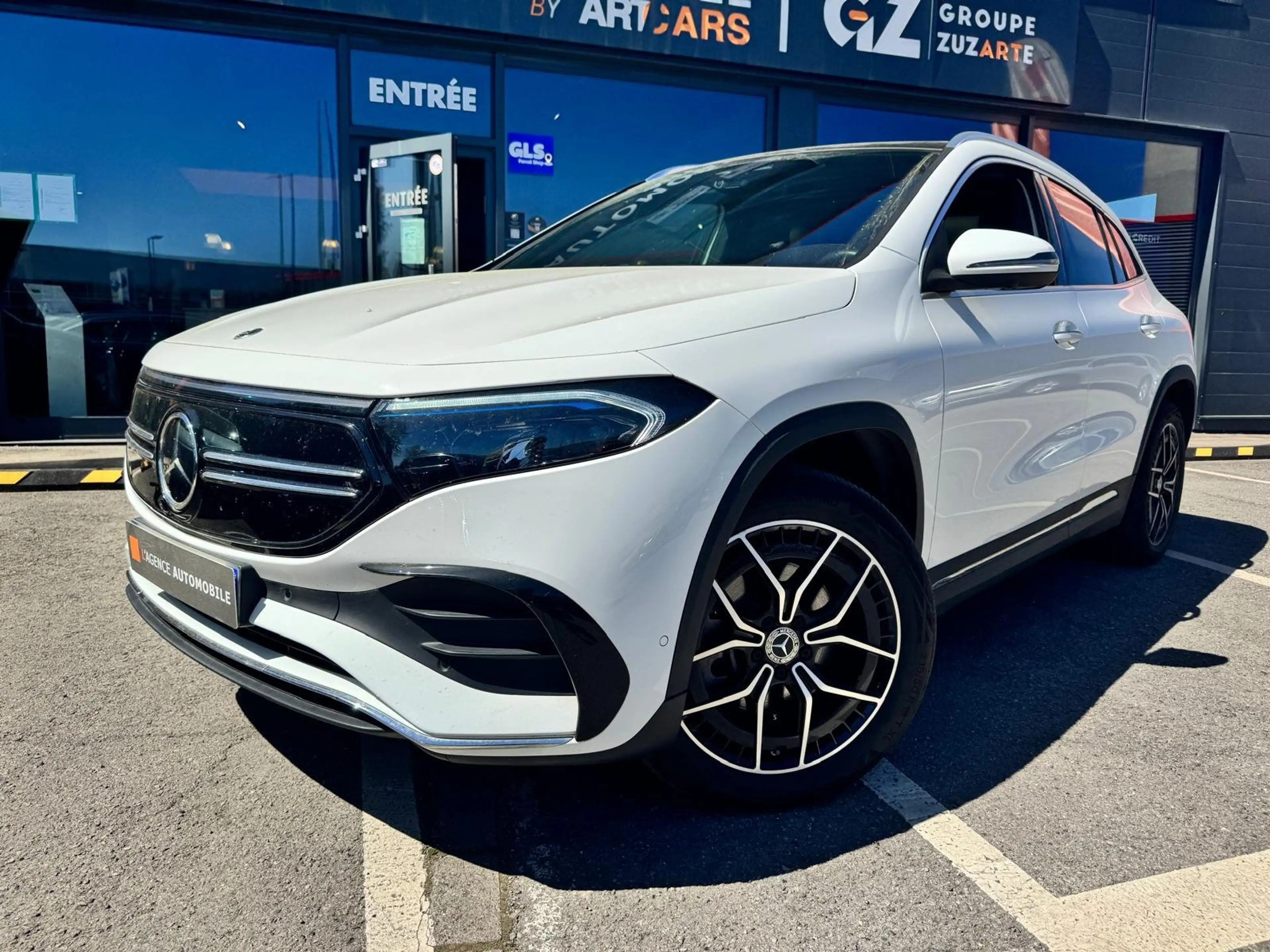 Mercedes-Benz EQA 350 EQA 350 4Matic AMG Line / garantie Mercedes  06/29 — photo 2