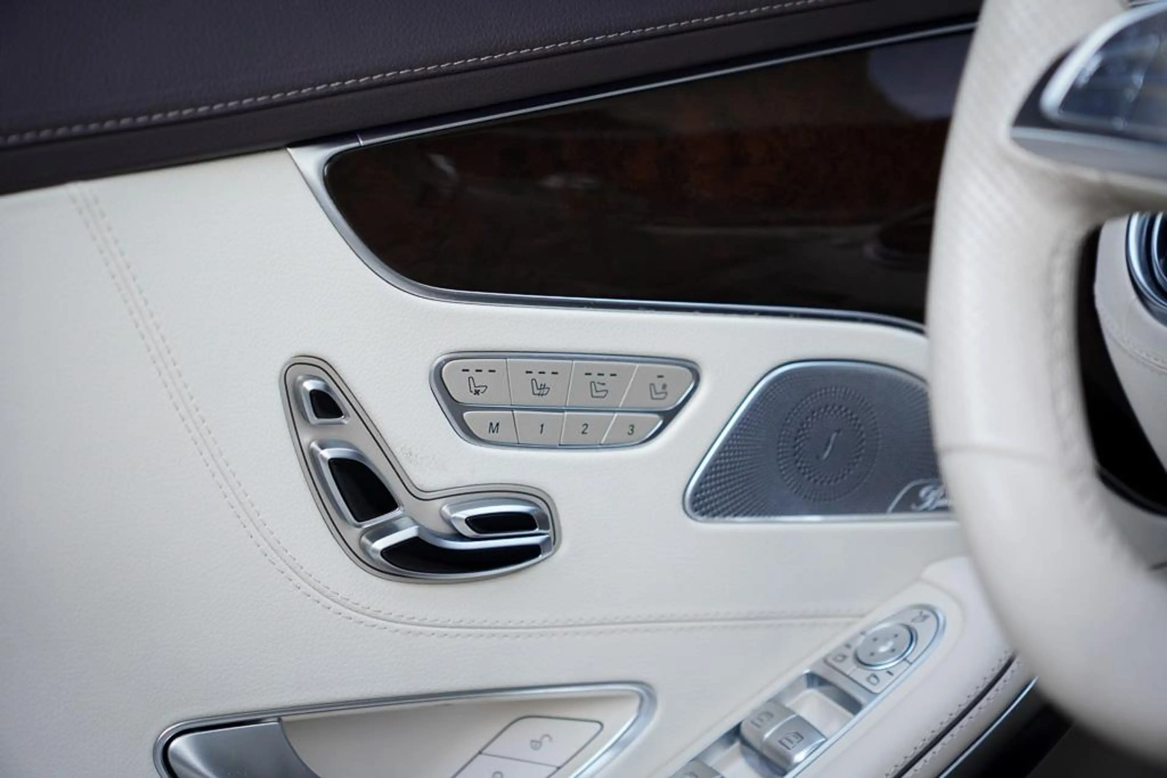 Mercedes-Benz S 500 Cabrio AMG / NL Auto / Burmester / Nachtzicht / Ri — photo 34