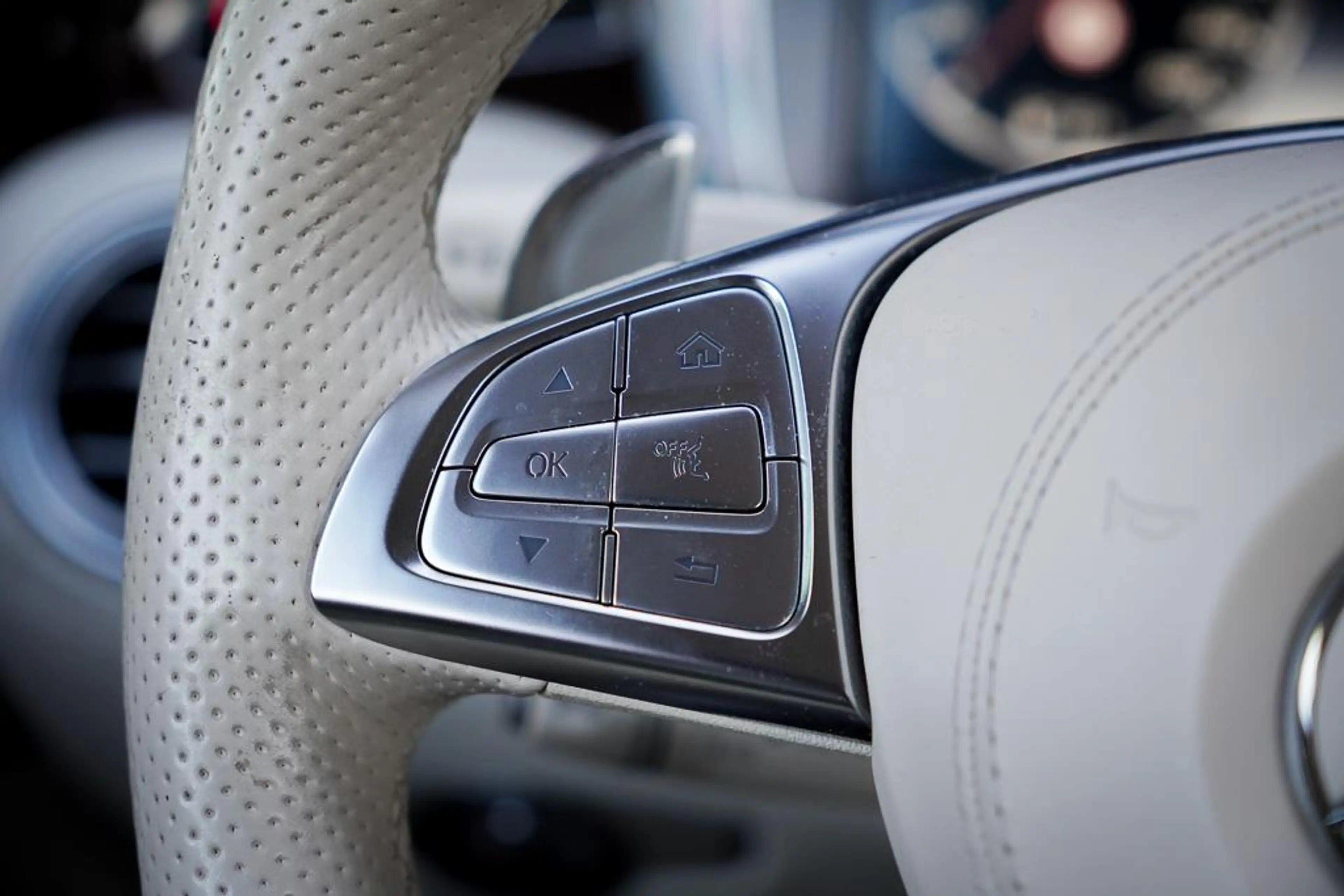 Mercedes-Benz S 500 Cabrio AMG / NL Auto / Burmester / Nachtzicht / Ri — photo 28