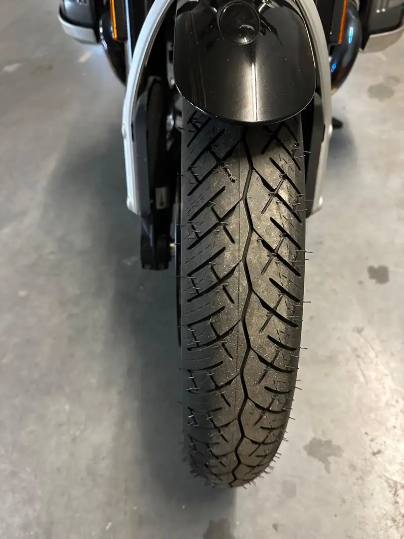 BMW R 12 RDC Noir - 1