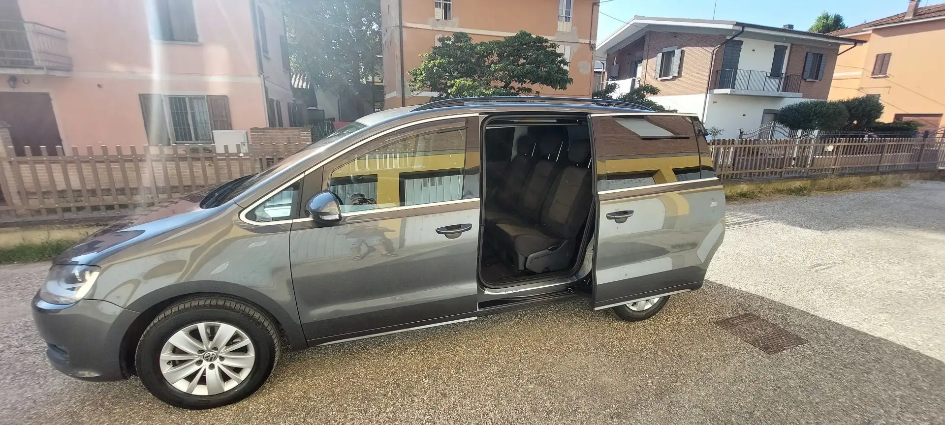 Volkswagen Sharan 2.0 tdi Comfortline Grigio - 1