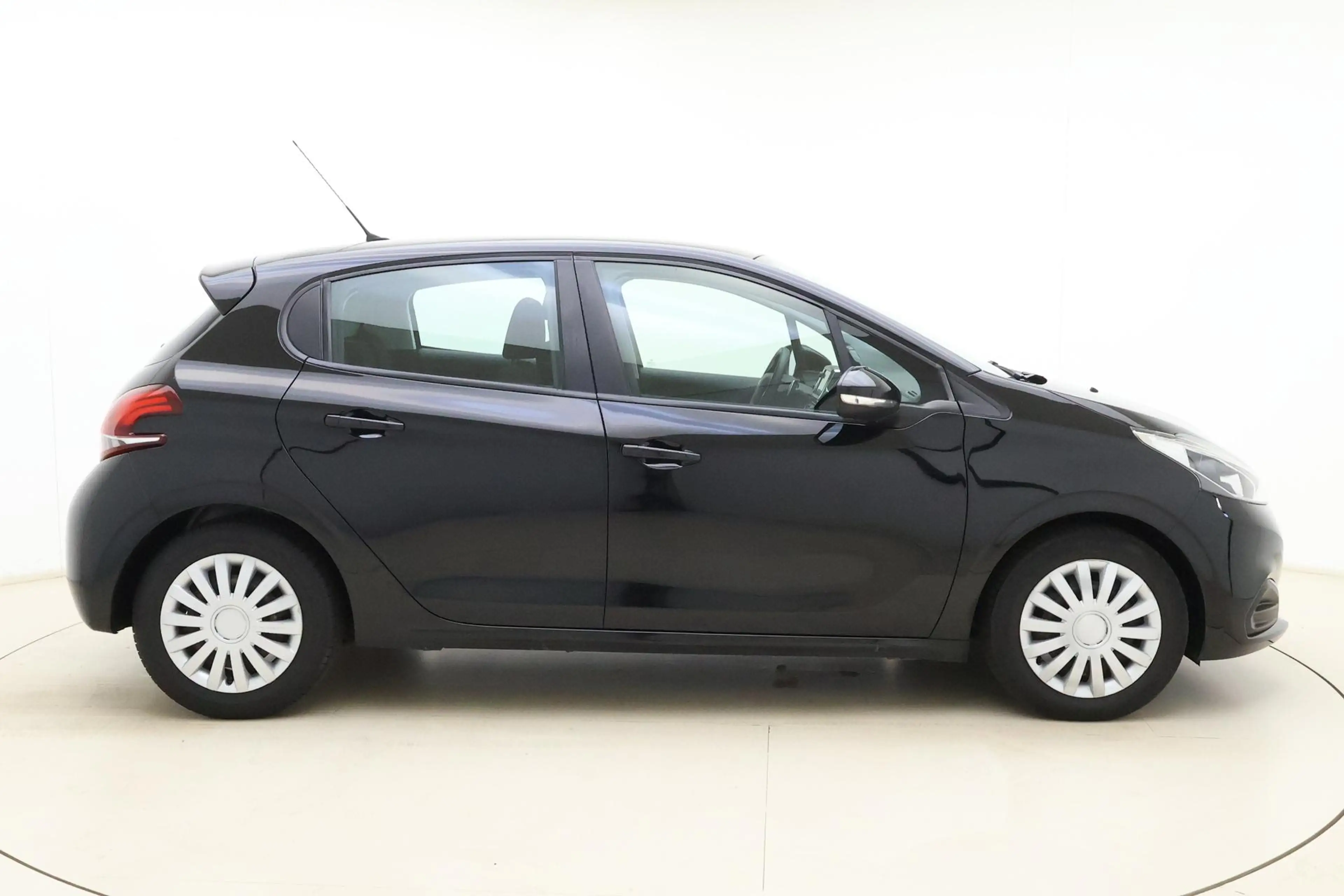 Peugeot 208 1.2 PureTech Active | Apple carplay/Android auto | — photo 9
