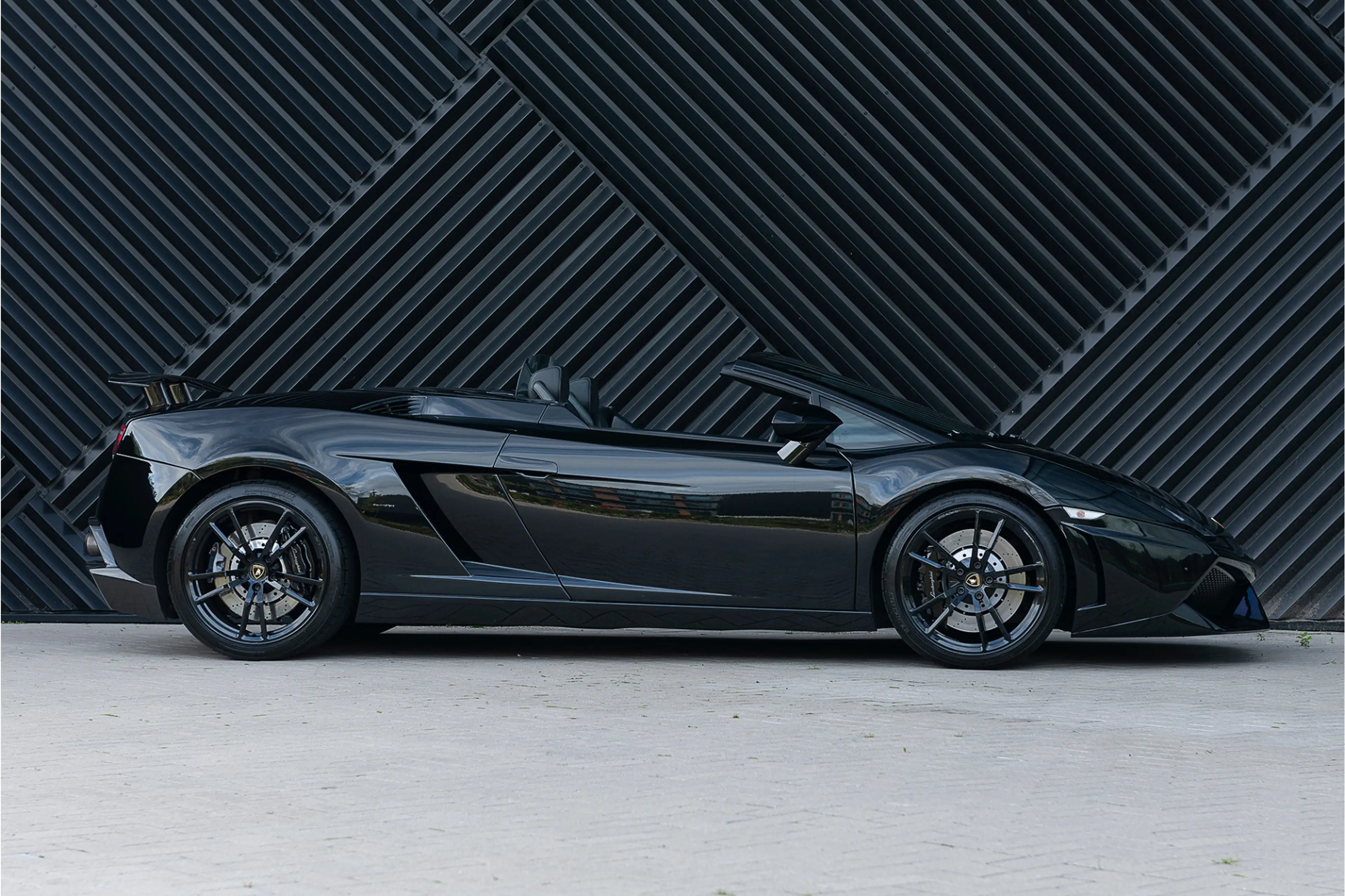 Lamborghini Gallardo 5.2 V10 LP560-4 Spyder Carbon Performante Pakket K — photo 3