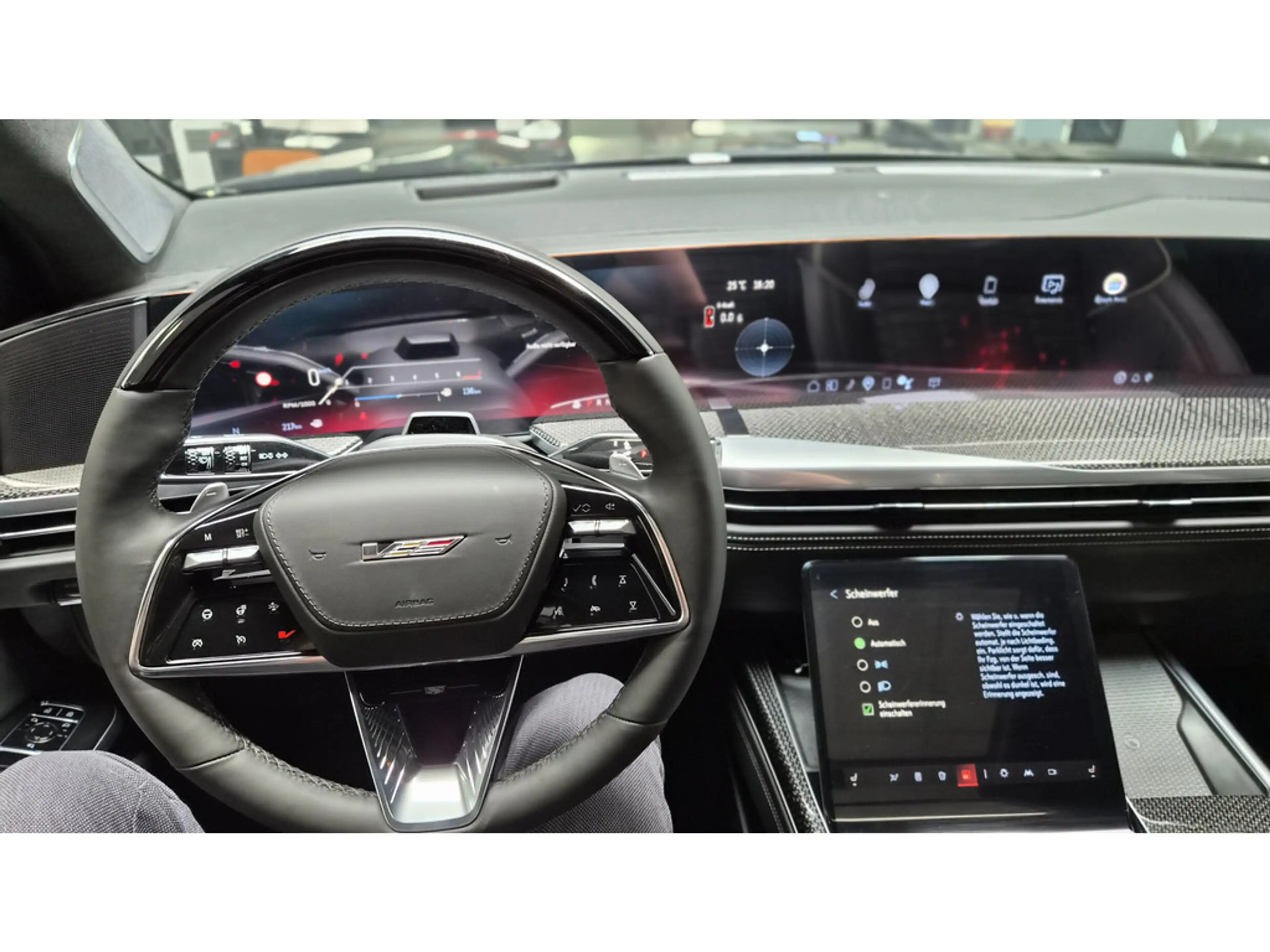 Cadillac Escalade V-Series MY2026 692 PS Leder weiß/schwarz — photo 21