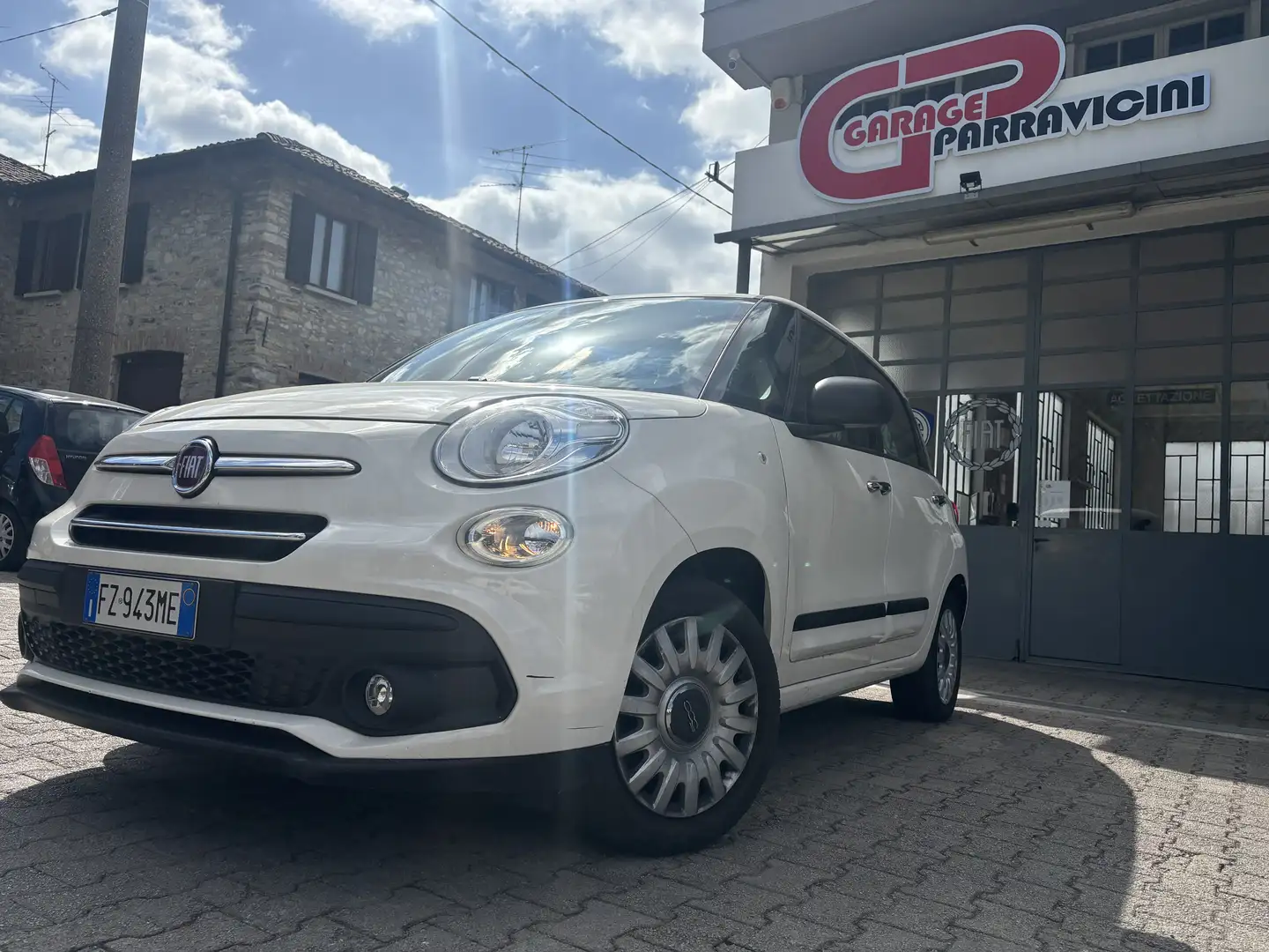Fiat 500L Wagon 1.3 mjt Urban 95cv dualogic my19 Blanco - 1