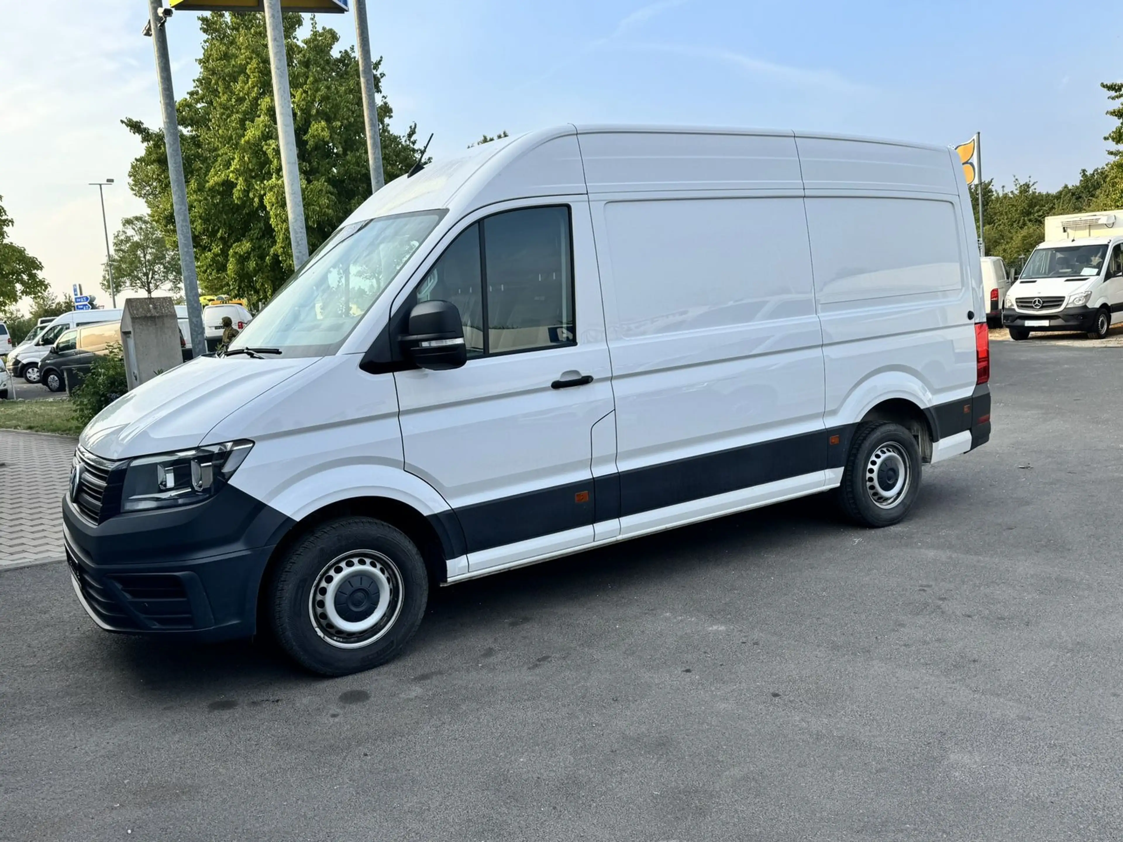 Volkswagen Crafter Kasten 35 MR L2H2 AHK*Klima*Kamera — photo 3