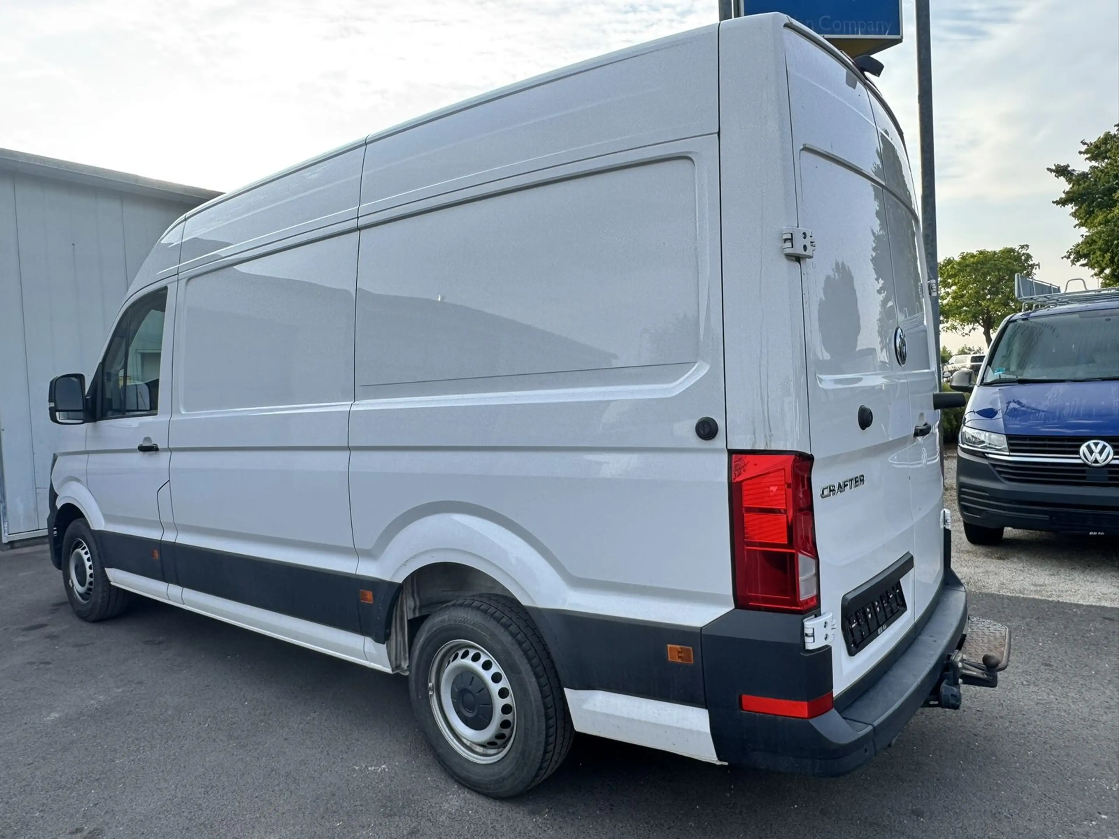 Volkswagen Crafter Kasten 35 MR L2H2 AHK*Klima*Kamera — photo 4