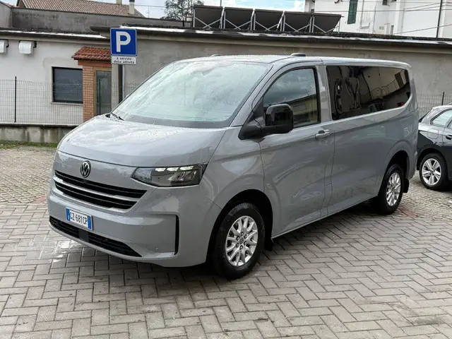Volkswagen T5 Caravelle 2.0 tdi 9 posti
