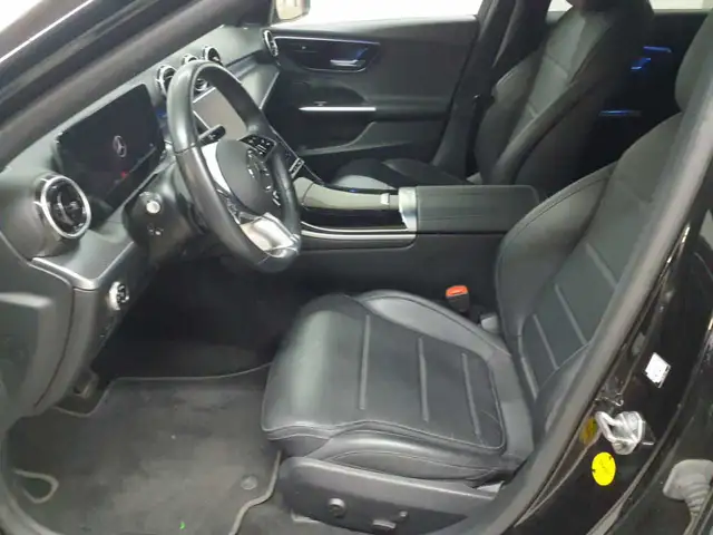 Mercedes-Benz C-Class view 8