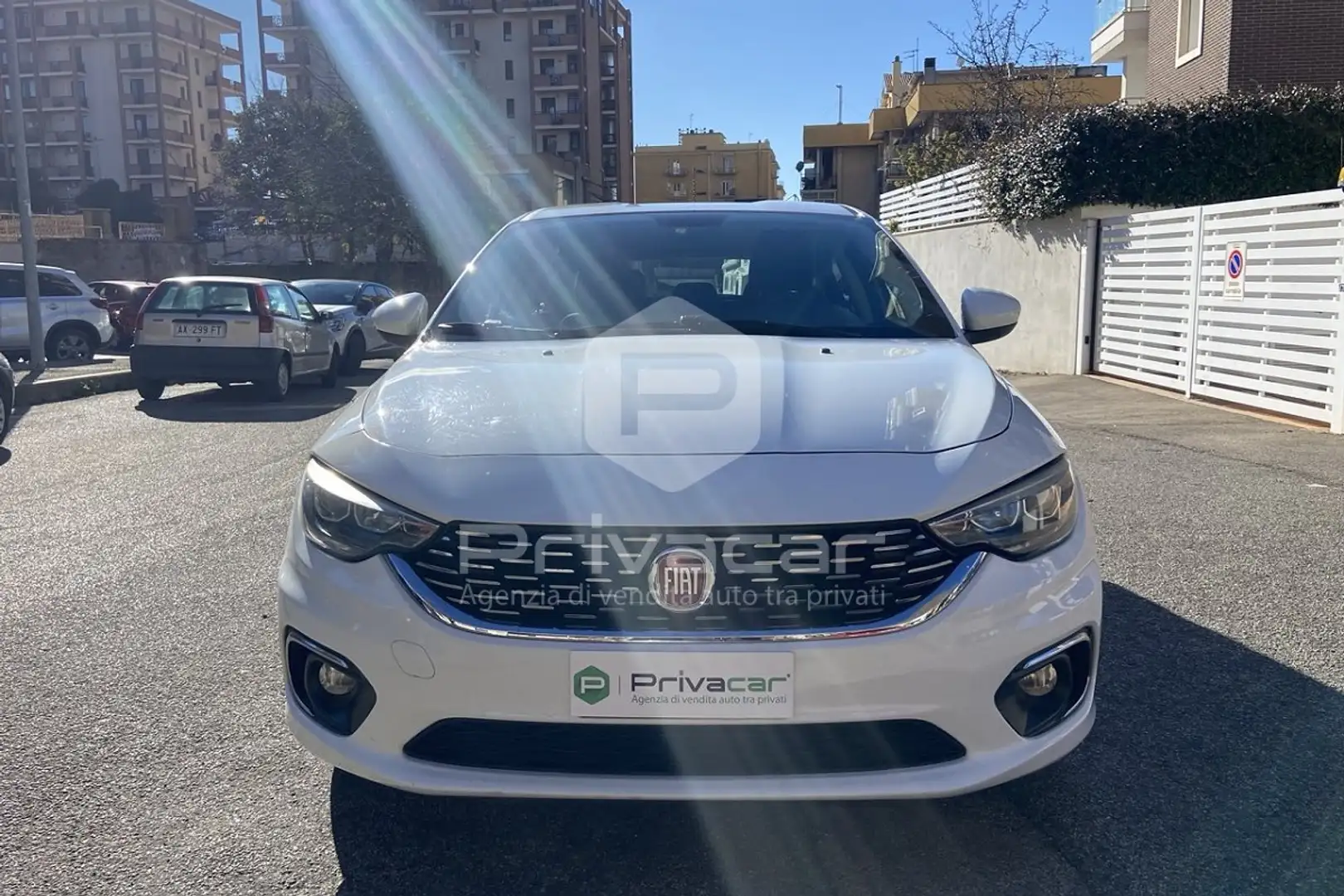 Fiat Tipo Tipo 1.3 Mjt S&S 5 porte Lounge Bianco - 2
