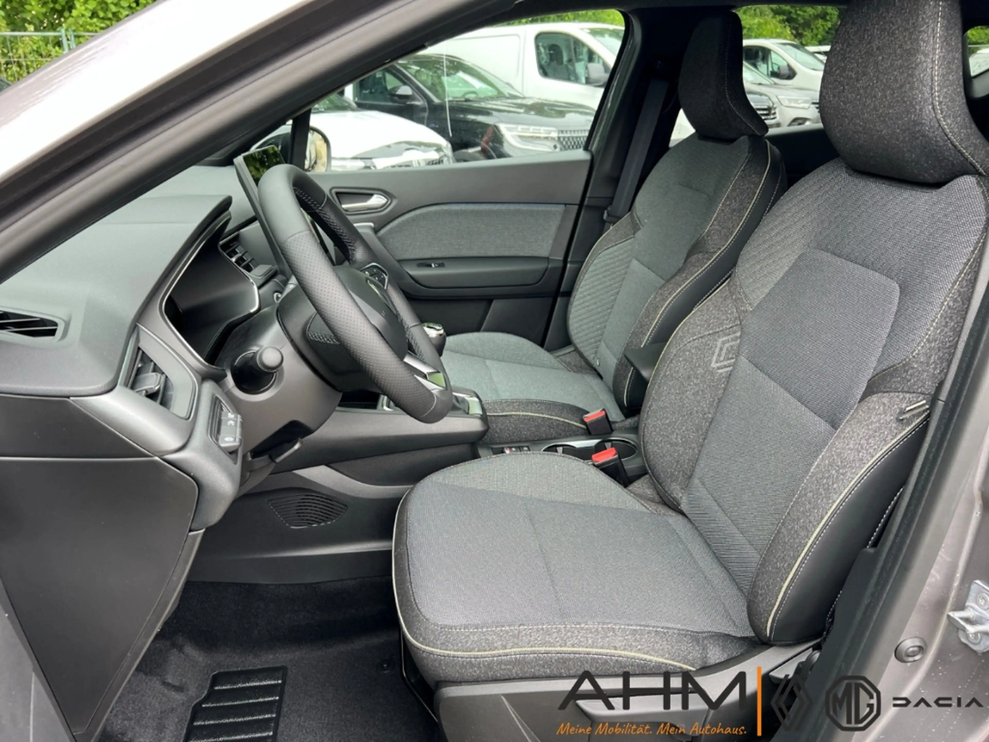 Renault Captur Techno TCe 115 NAVI  KAMERA ACC Apple CarPlay Andr — photo 11