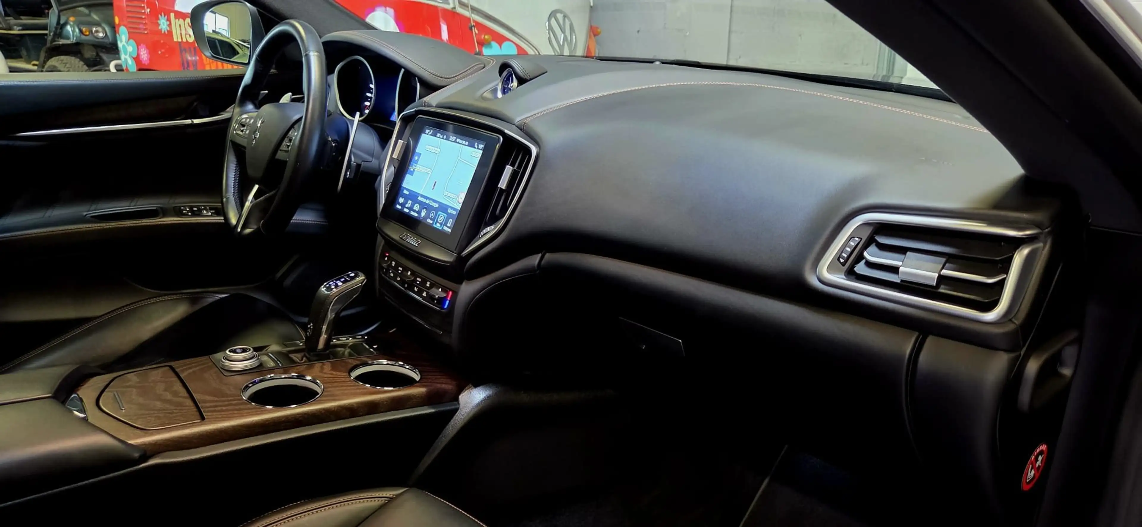 Maserati Ghibli Ghibli 3.0 V6 Bi-Turbo 350 GranLusso — photo 13