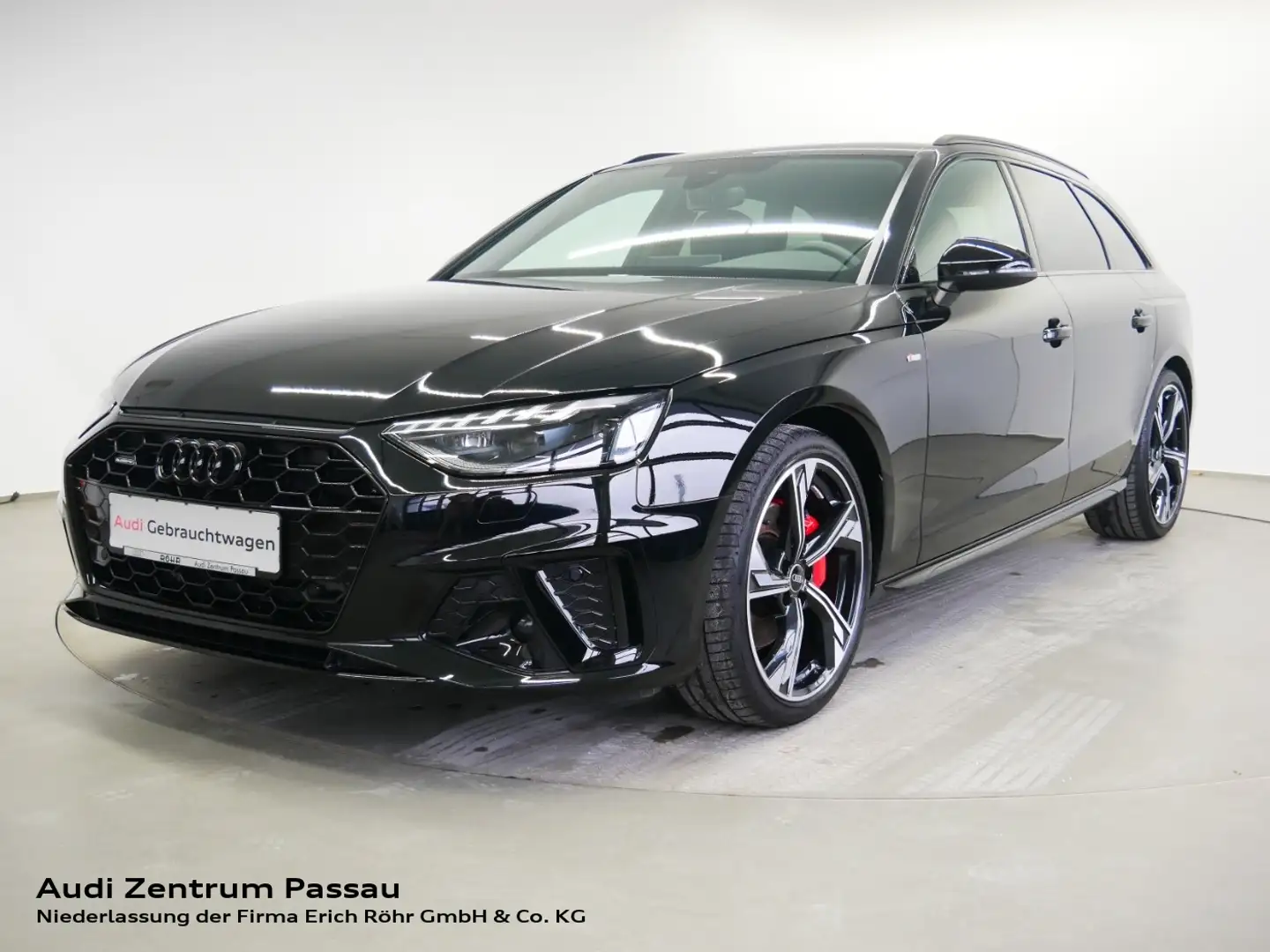 Audi A4 Avant 40 TDI quattro S line competition edition+ S Schwarz - 1