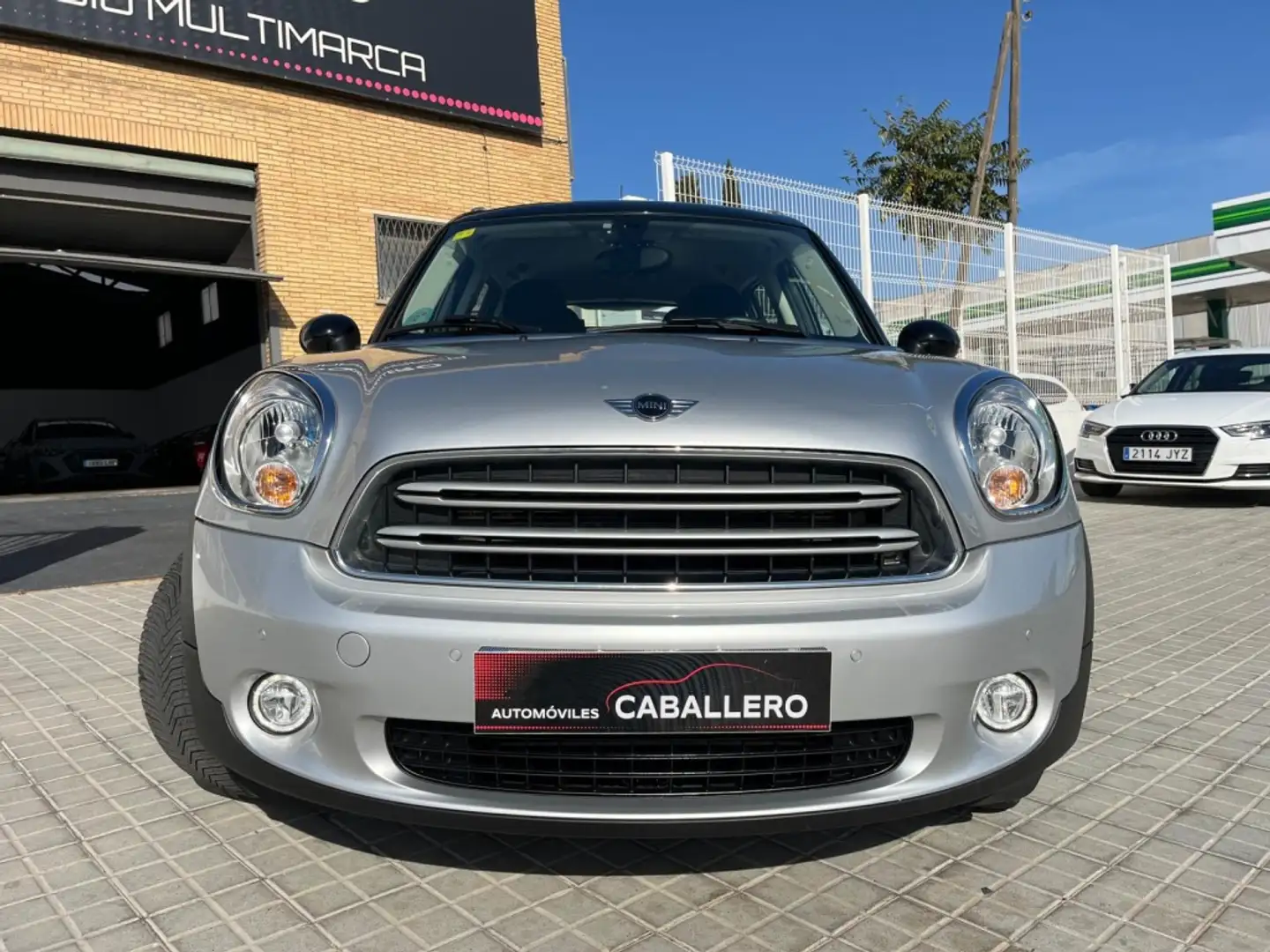 MINI Cooper Countryman D Gris - 2
