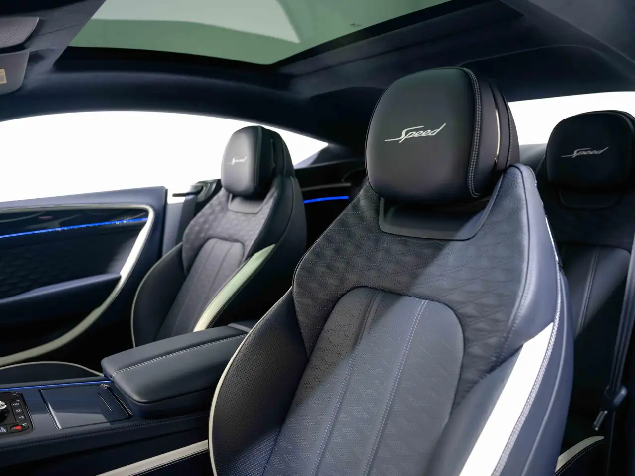 Bentley Continental GT 2025 — фото 13