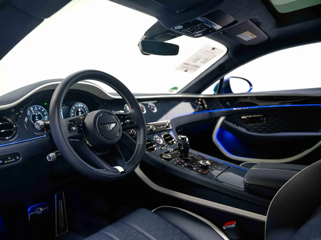 Bentley Continental GT 2025 — фото 10