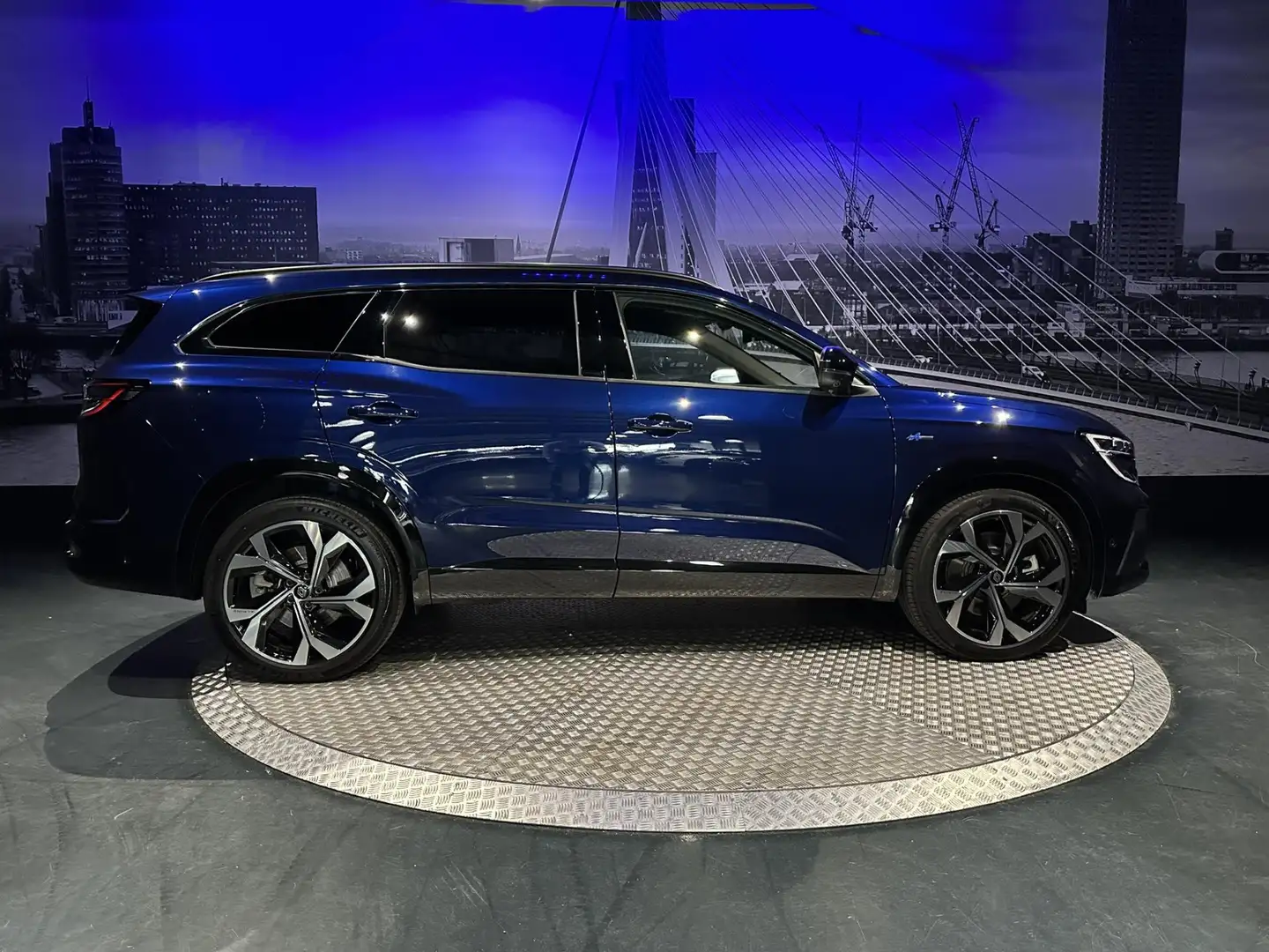 Renault Espace E-Tech full hybrid 200 esprit Alpine 7p. Синий - 2