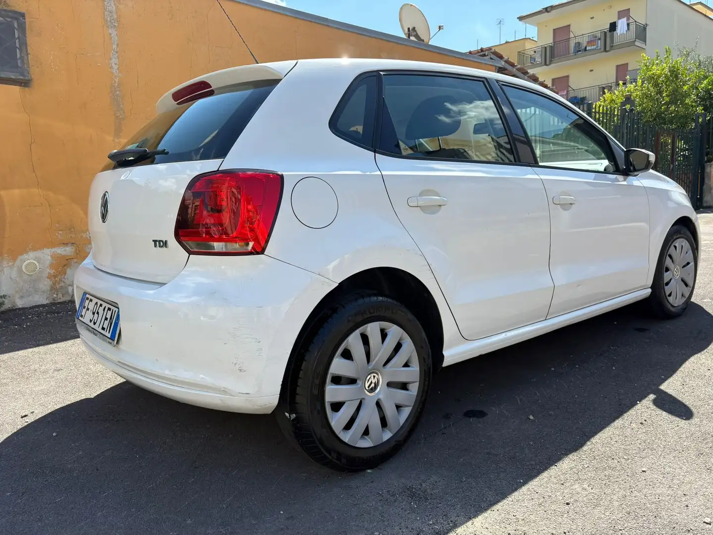 Volkswagen Polo Polo V 2009 5p 1.2 tdi Comfortline Bianco - 2
