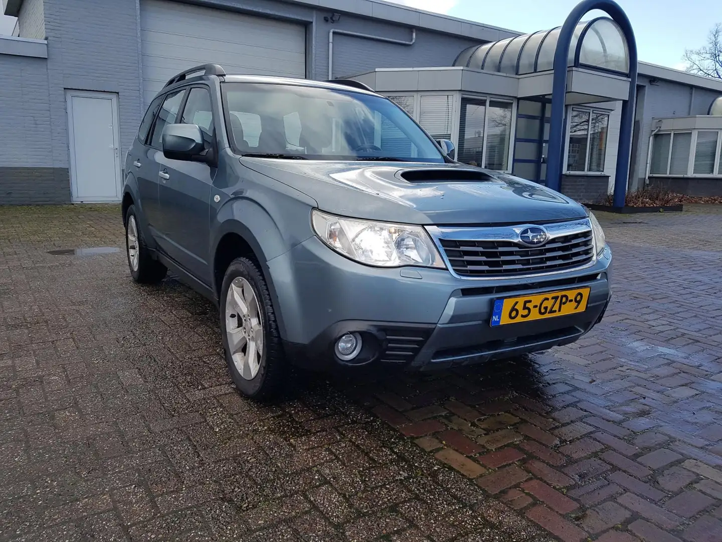 Subaru Forester 2.0D Luxury //MOTOR DEFECT Vert - 1