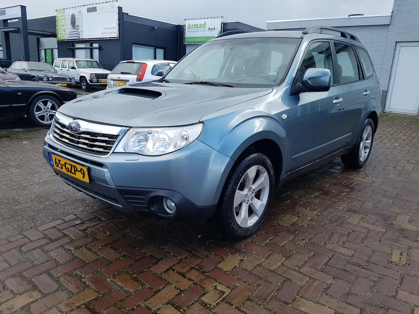 Subaru Forester 2.0D Luxury //MOTOR DEFECT Vert - 2