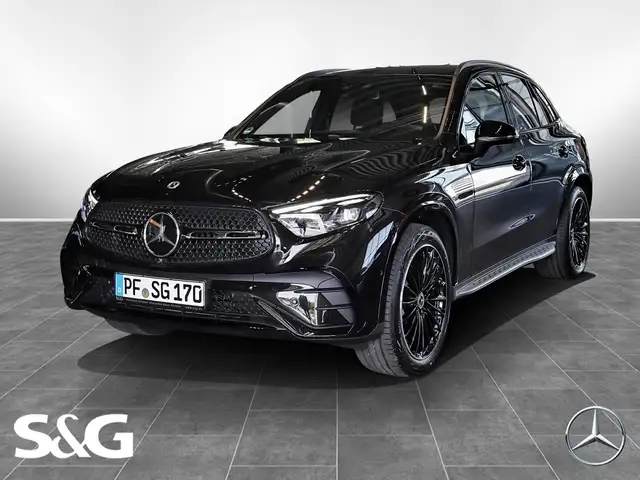Mercedes-Benz GLC 300 4M AMG Pano+DIG LED+360°+AHK+Distronic