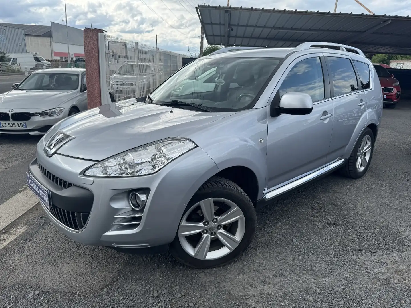 Peugeot 4007 2.2 HDi 16V 156ch Féline 7PL - 1