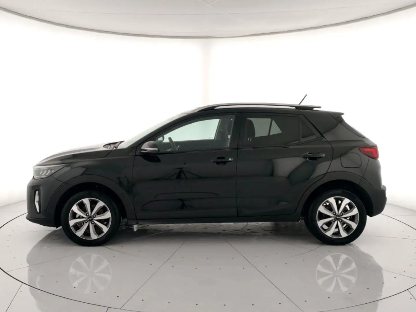 Kia Stonic 1.2 dpi Style 84cv Zwart - 2