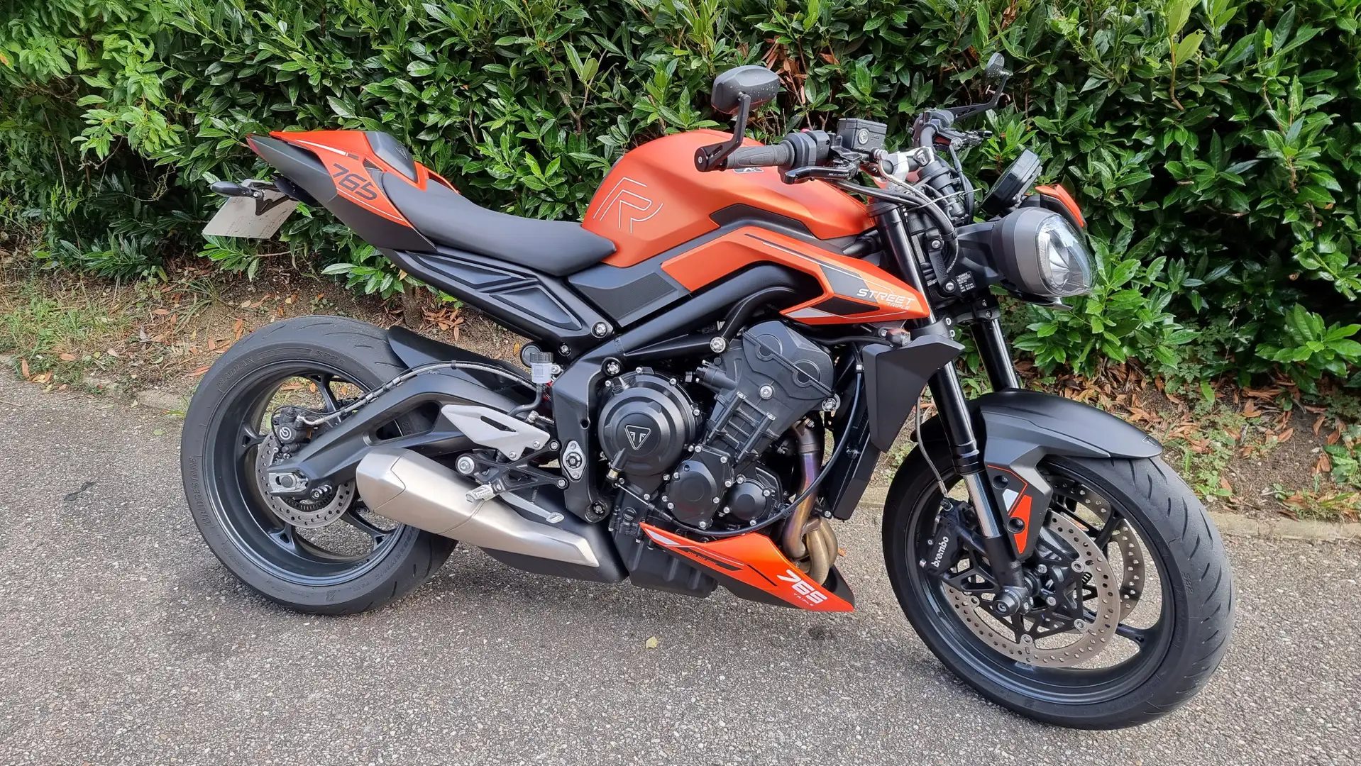 Triumph Street Triple 765 Oranj - 1