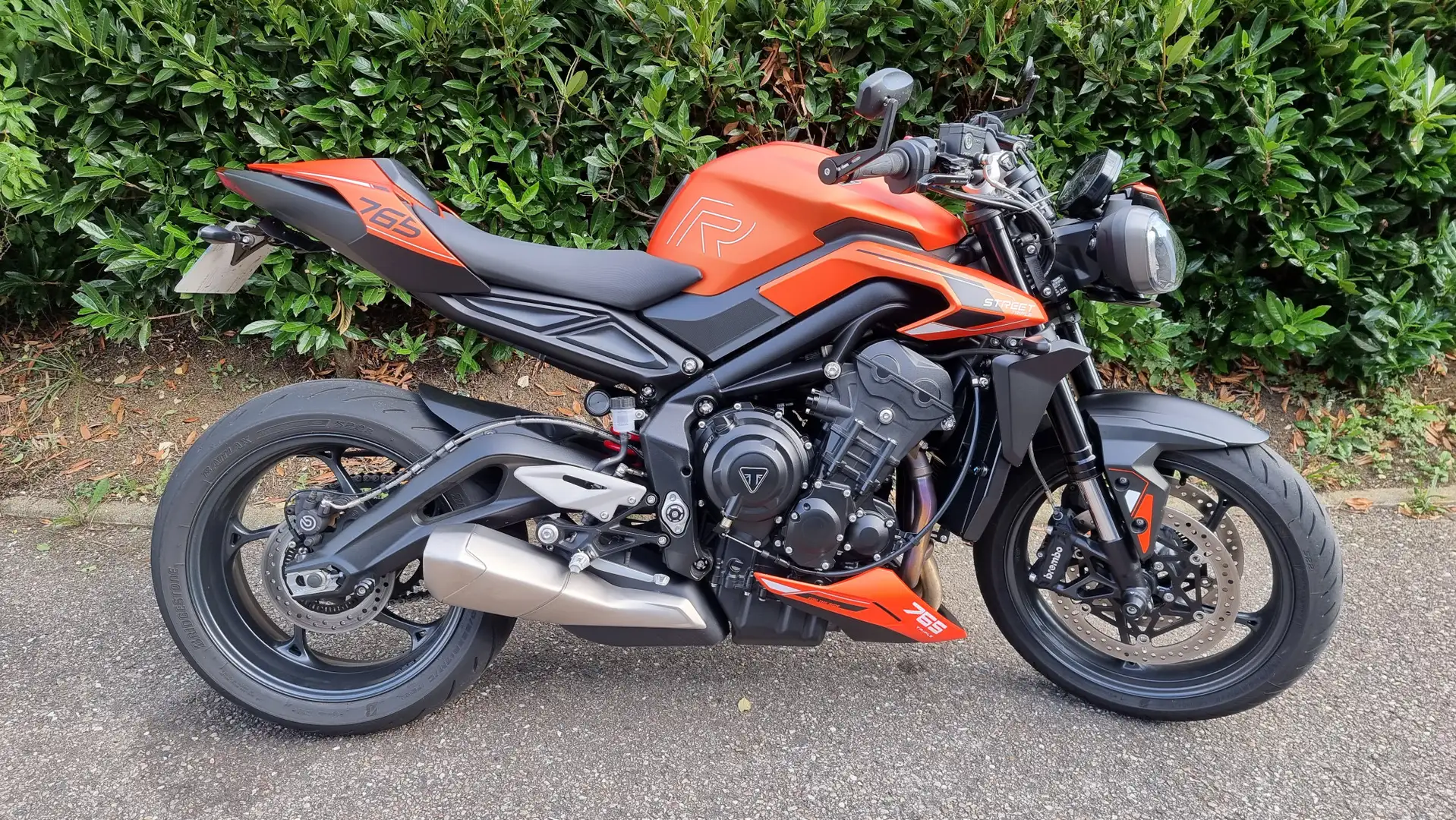 Triumph Street Triple 765 Oranj - 2