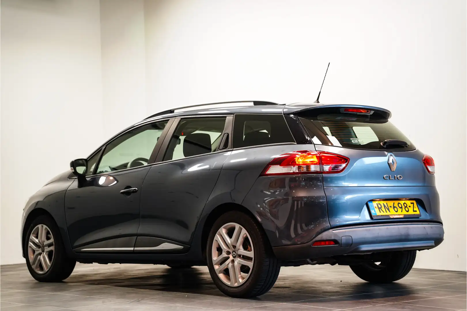 Renault Clio Estate|Navi|Airco|NAP 0.9 TCe Zen Grijs - 2