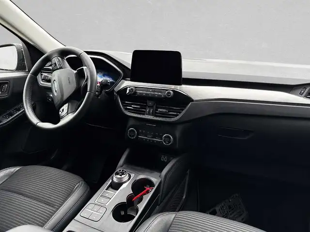 Ford Kuga view 4