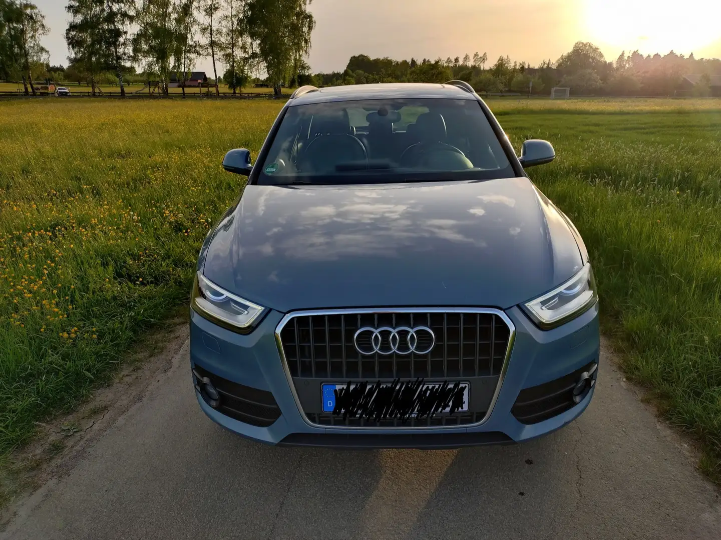Audi Q3 2.0 TDI Blue - 1