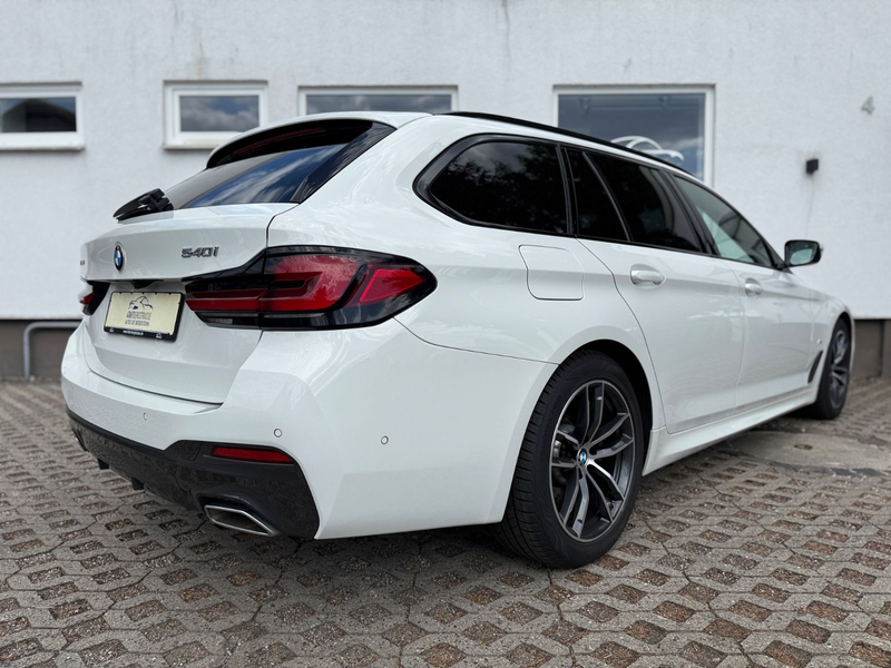 BMW 540 i xDrive Touring M-Paket Laser HUD Std-Hz AHK — photo 7