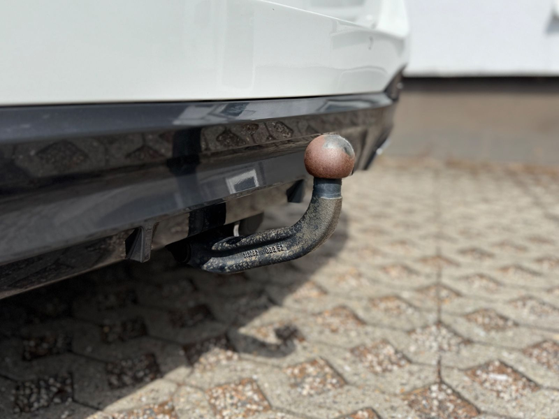 BMW 540 i xDrive Touring M-Paket Laser HUD Std-Hz AHK — photo 11