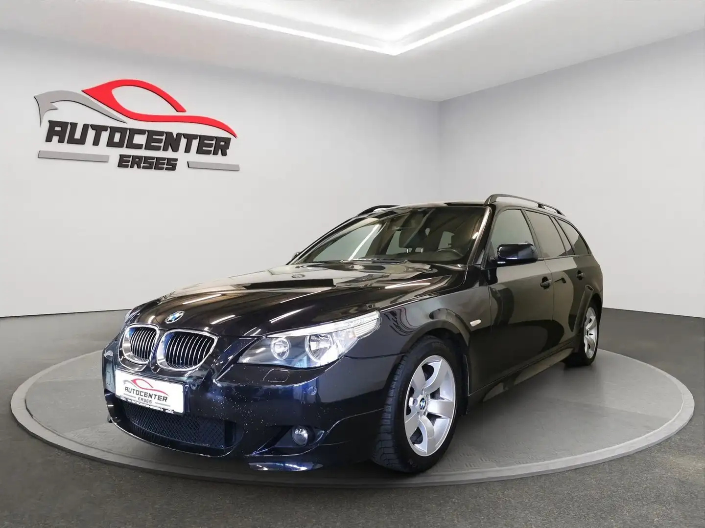 BMW 530 d M-Sport-Paket AHK SHZ PDC Nero - 2