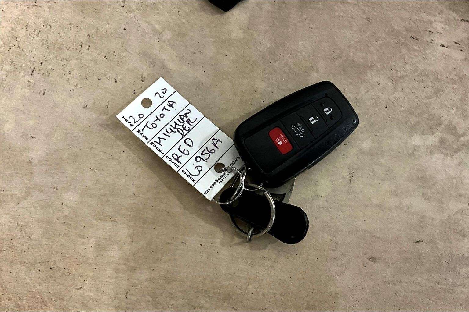 used 2020 Toyota Highlander car, priced at $33,498