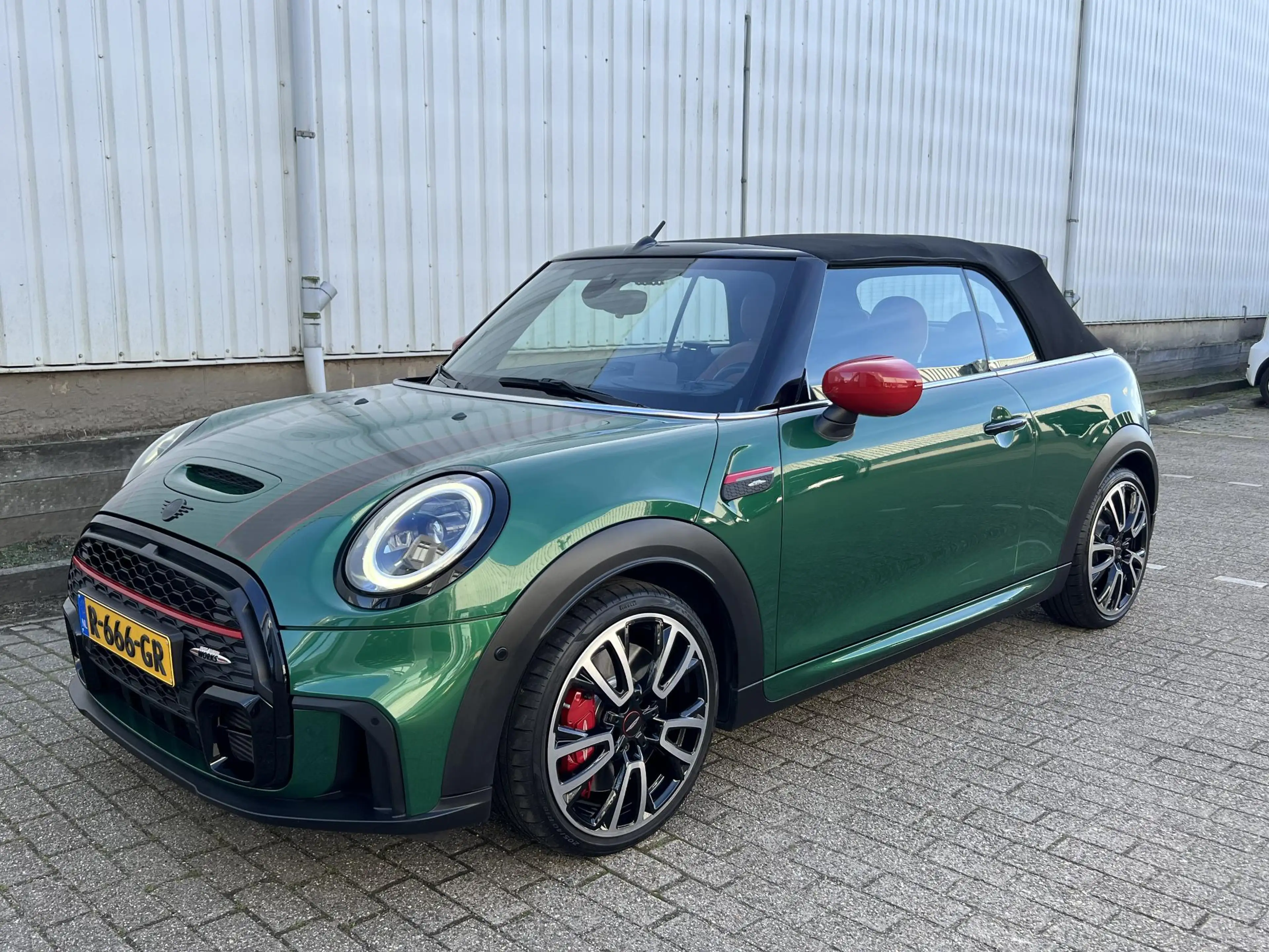 MINI John Cooper Works Cabrio 2.0 Essential 231 PK / Head-up / Leder / Harmann K — photo 15